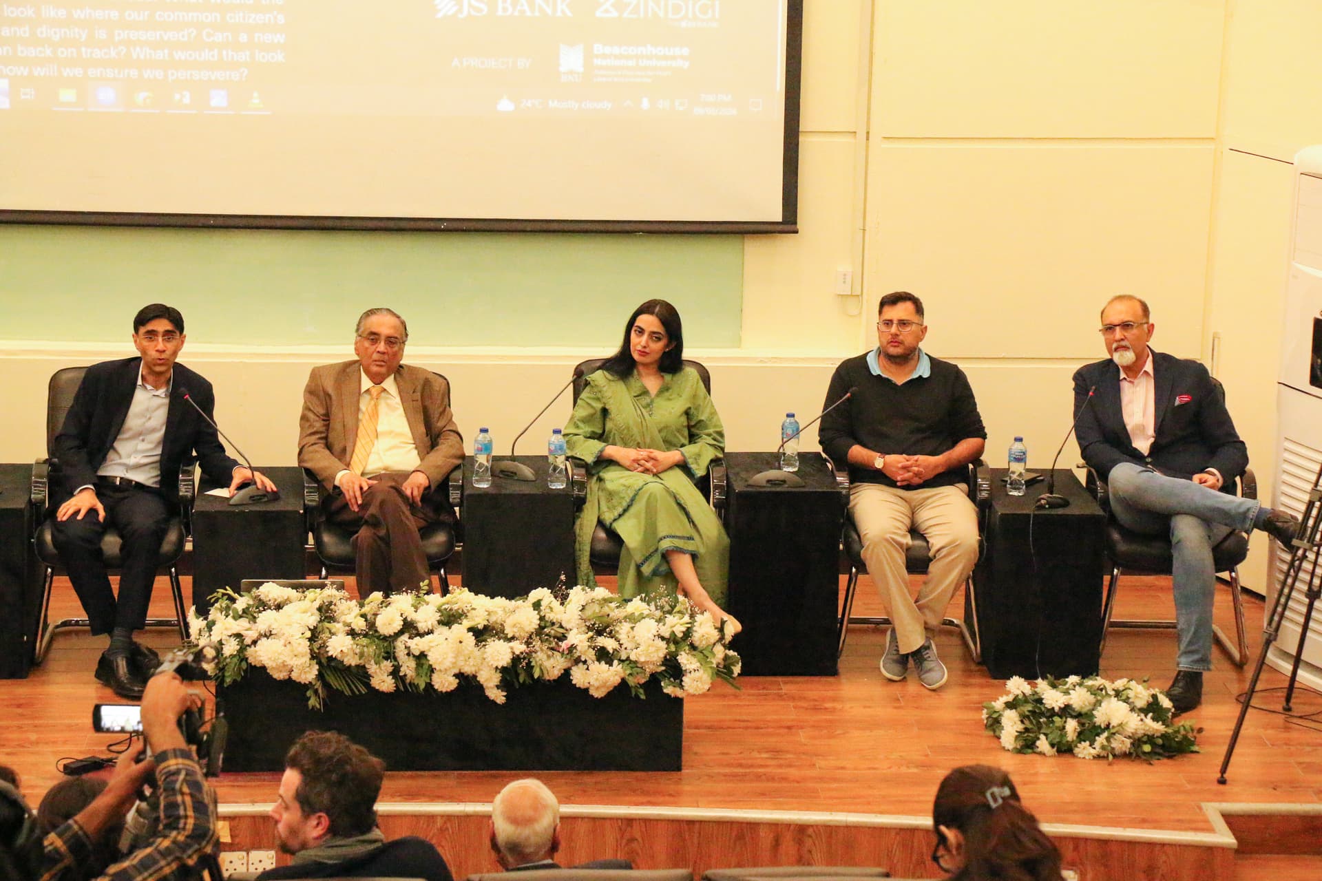 Batch designing-pakistan - Image 2