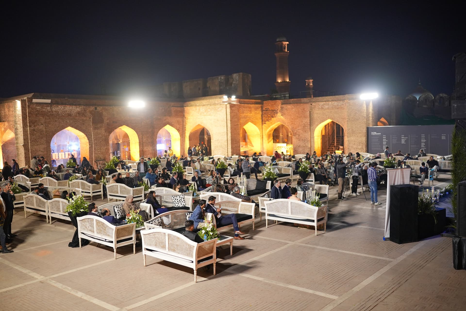 Batch executive-director - Image 2