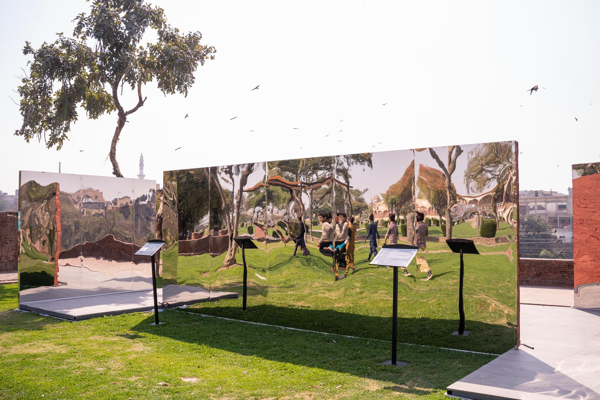 Batch pavilions-materiality - Image 4