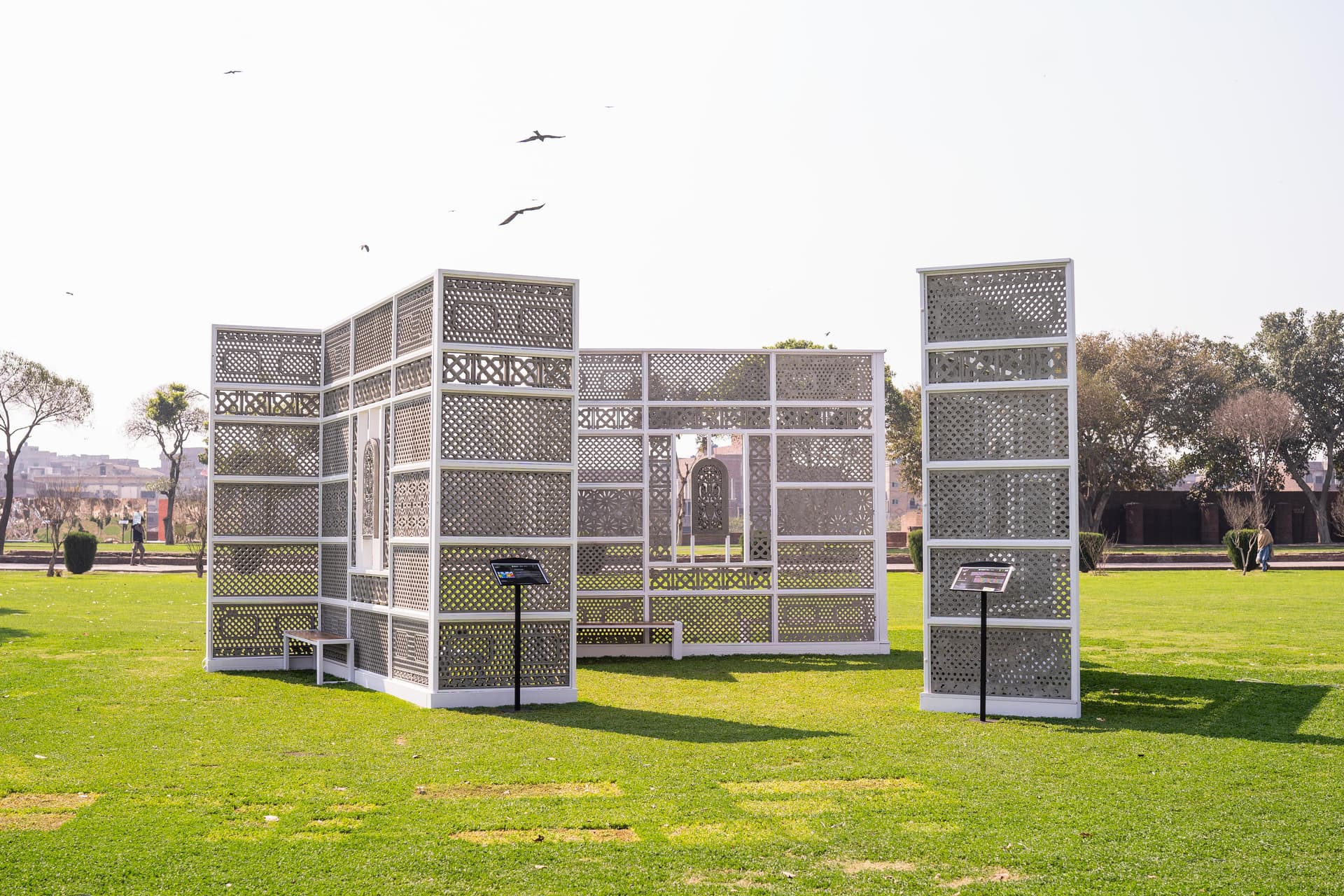 Batch pavilions-materiality - Image 5